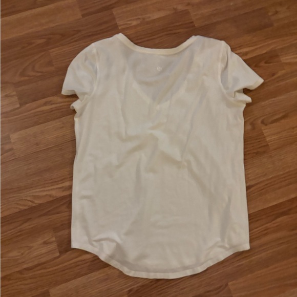 Lululemon white t shirt - Picture 2 of 2